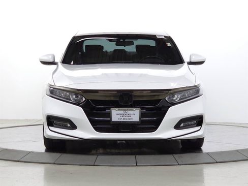 Used 2020 Honda Accord Sport image 2