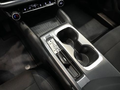 New 2026 Chevrolet Equinox EV LT image 18