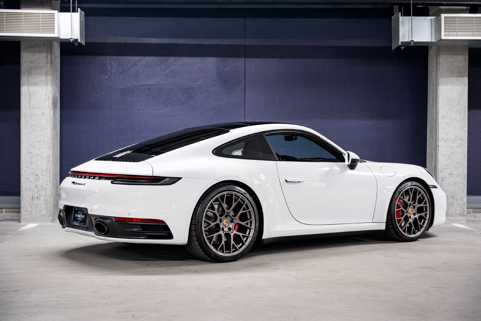 Used 2020 Porsche 911 Carrera S RWD image 3