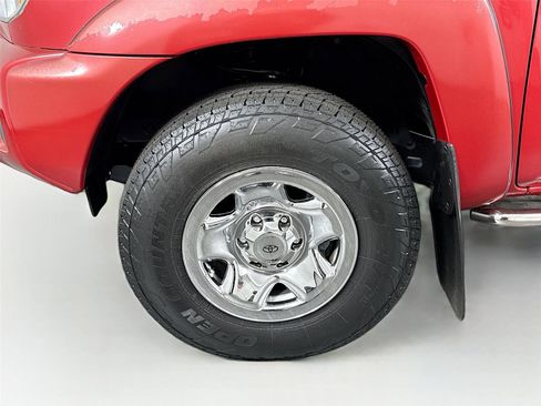 Used 2015 Toyota Tacoma PreRunner image 49