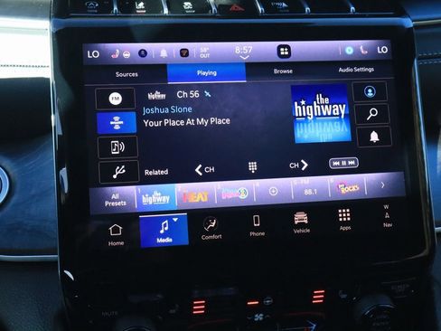 New 2025 Jeep Grand Cherokee Limited image 5