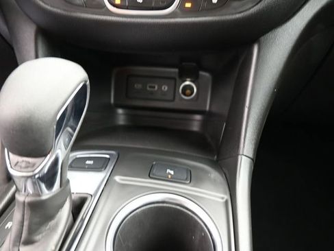 Used 2024 Chevrolet Equinox LT image 45