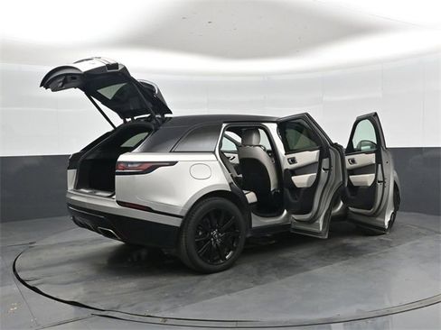 Used 2020 Land Rover Range Rover Velar R-Dynamic S image 45