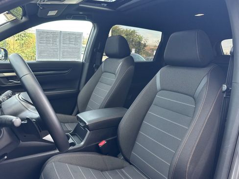Used 2025 Honda CR-V Sport image 5