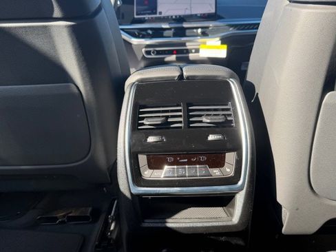 New 2026 BMW X5 M60i image 28