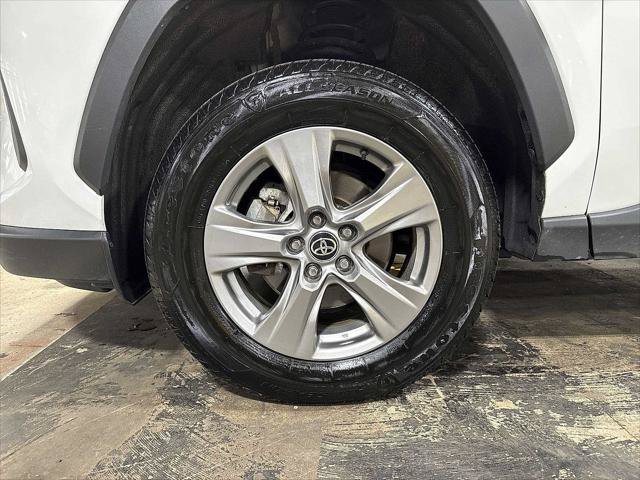 Certified 2025 Toyota RAV4 XLE AWD/4WD image 10