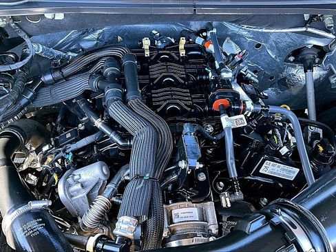 Used 2024 Ford Expedition Max XLT image 31