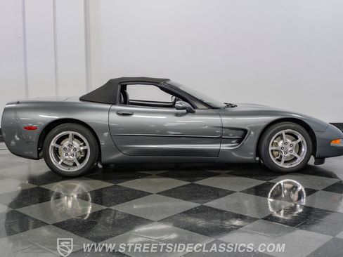 Used 2003 Chevrolet Corvette Convertible w/ Preferred Equipment Group1 RWD image 14