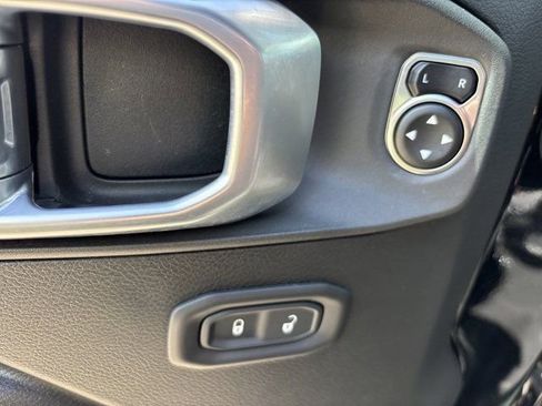 Used 2021 Jeep Wrangler Unlimited Willys image 20