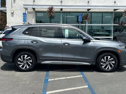 New 2026 Volkswagen Tiguan S FWD image 4