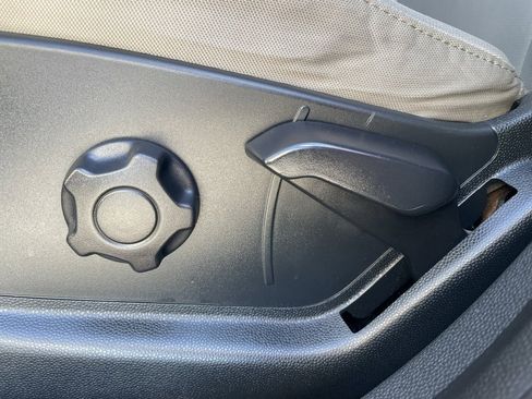 Used 2021 Ford EcoSport S image 10