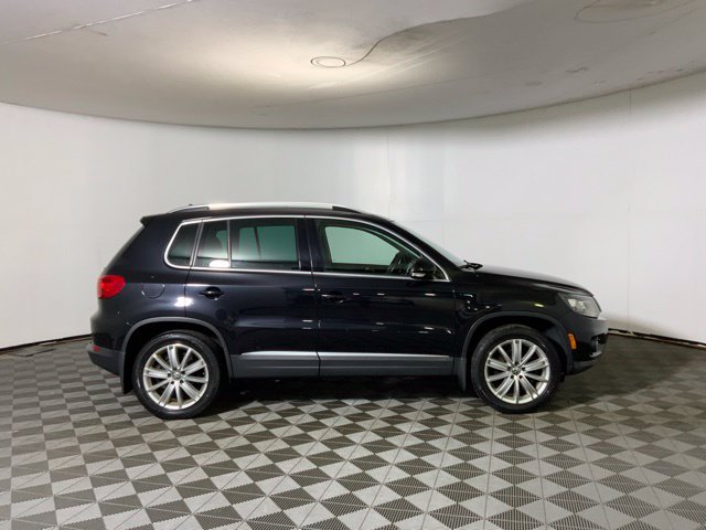 Used 2016 Volkswagen Tiguan SE AWD/4WD image 4