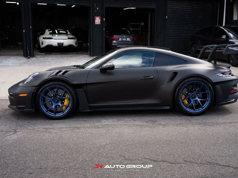 Used 2024 Porsche 911 GT3 RS RWD image 10