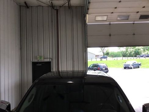 Used 2015 RAM 1500 Laramie Longhorn w/ Convenience Group image 10