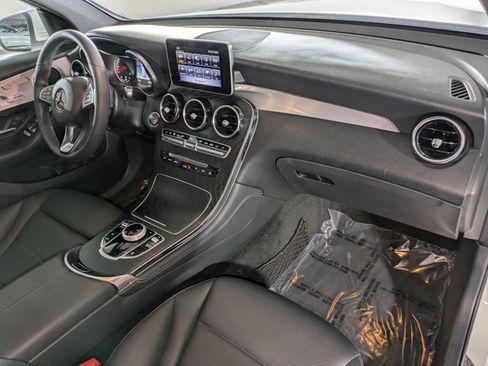 Used 2019 Mercedes-Benz GLC 300 image 20