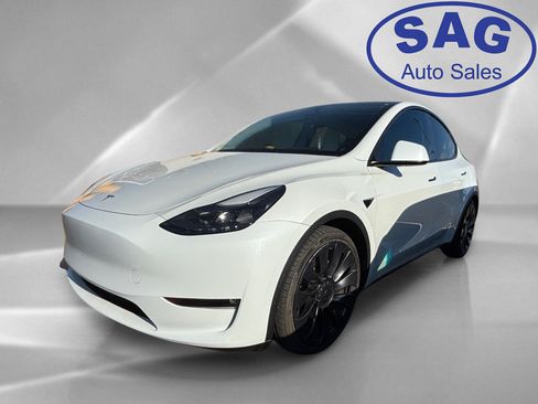 Used 2023 Tesla Model Y Performance AWD/4WD image 5