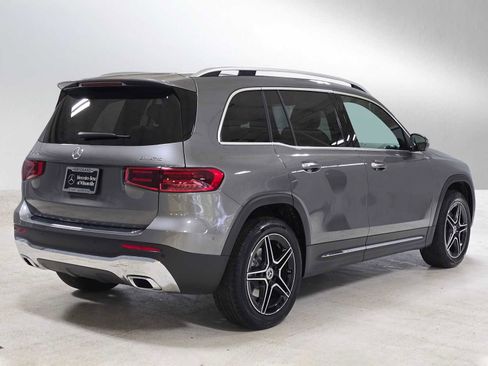 New 2026 Mercedes-Benz GLB 250 4MATIC image 3