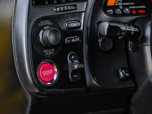 Used 2008 Honda S2000 image 32