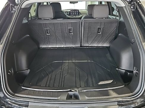 Used 2023 Chevrolet Blazer LT w/ Driver Confidence Package image 19