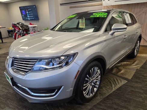 Used 2017 Lincoln MKX Reserve w/ Driver Assistance Package image 6