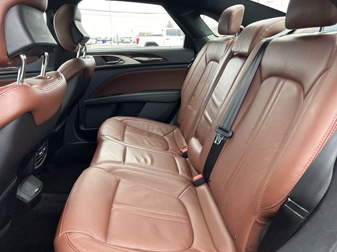 Used 2017 Lincoln MKZ Reserve w/ Technology Package image 24