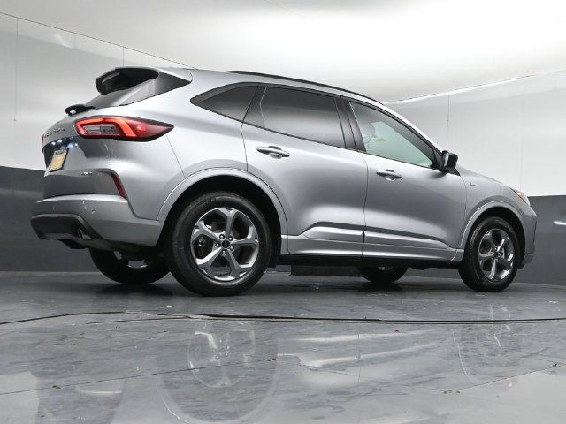 Certified 2024 Ford Escape ST-Line w/ Tech Pack #1 AWD/4WD image 42