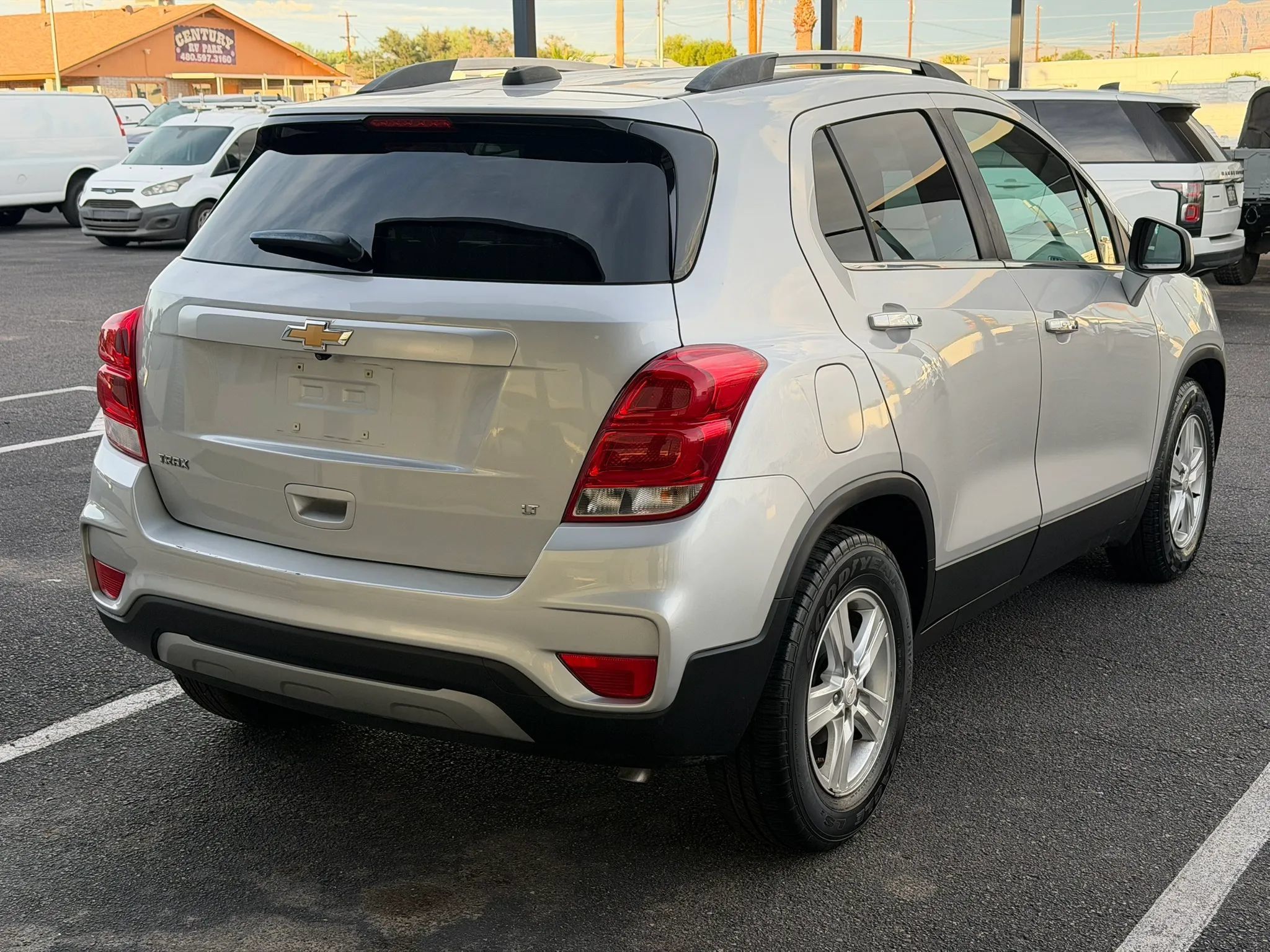 Used 2019 Chevrolet Trax LT w/ LT Convenience Package FWD image 9