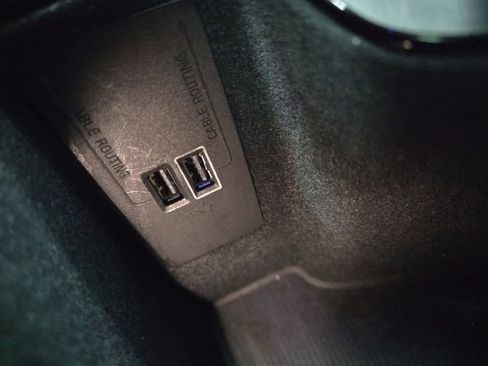 Used 2018 Volvo XC60 T5 Inscription w/ Luxury Seat Package image 27