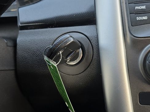 Used 2013 Ford Edge SE image 27