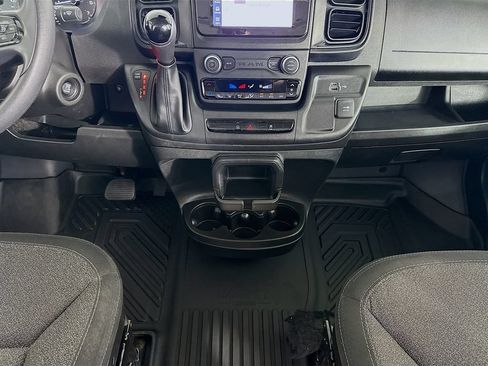 Used 2025 RAM ProMaster 2500 w/ Convenience Group FWD image 36