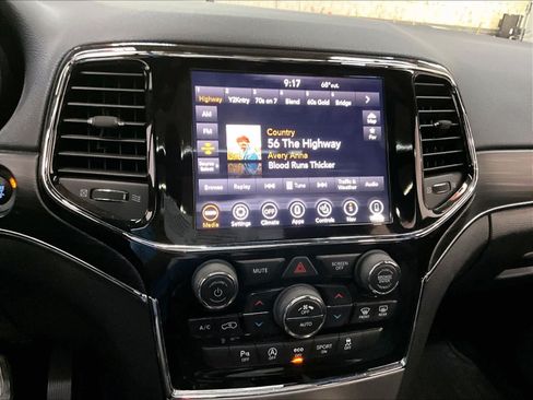 Used 2021 Jeep Grand Cherokee Limited w/ Luxury Group II AWD/4WD image 34