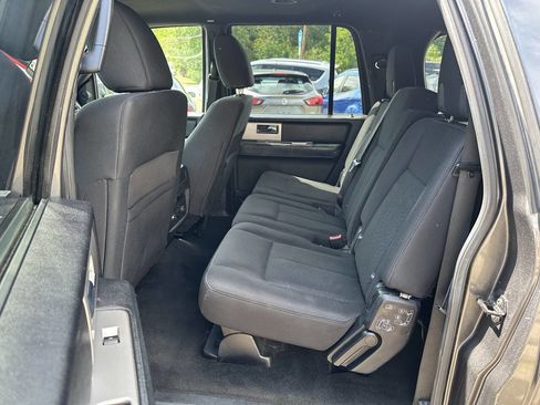 Used 2017 Ford Expedition EL XLT image 20
