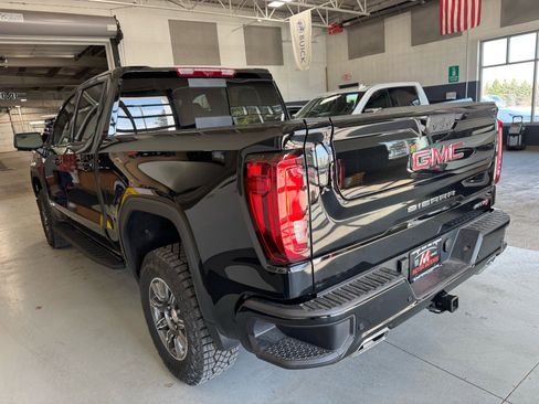 New 2026 GMC Sierra 1500 AT4 w/ AT4 Premium Package AWD/4WD image 8