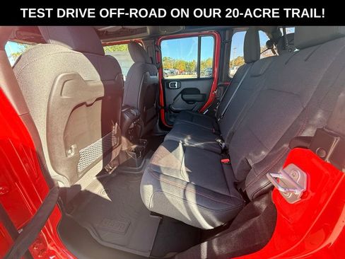 New 2026 Jeep Wrangler Unlimited Rubicon image 26