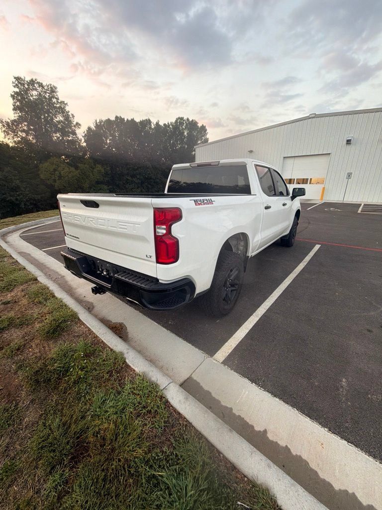 Used 2020 Chevrolet Silverado 1500 LT Trail Boss AWD/4WD image 3