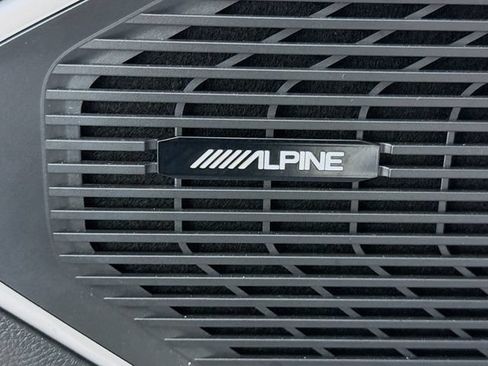 Used 2024 Jeep Wagoneer 2WD w/ Premium Group I image 19