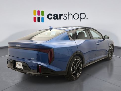 Used 2025 Kia K4 GT-Line w/ GT-Line Premium Package FWD image 5
