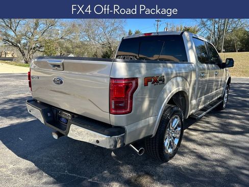 Used 2017 Ford F150 Lariat image 3