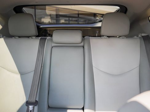 Used 2013 Toyota Prius Four w/ Deluxe Solar Roof Pkg FWD image 21