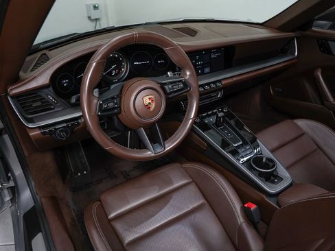 Used 2020 Porsche 911 Carrera S image 40