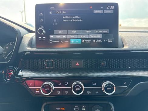 Used 2025 Honda CR-V Sport Touring image 27