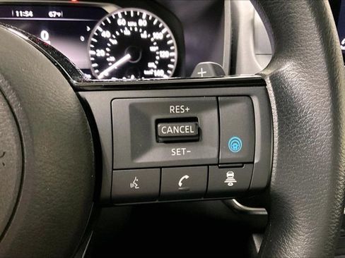 Used 2023 Nissan Rogue SV FWD image 19
