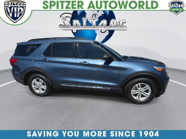 Used 2020 Ford Explorer XLT w/ Equipment Group 202A AWD/4WD image 16