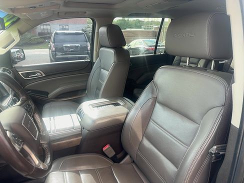 Used 2018 GMC Yukon XL Denali w/ Denali Ultimate Package AWD/4WD image 21