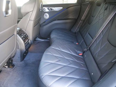 New 2026 BMW XM Label Red image 15