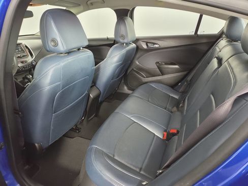 Used 2016 Chevrolet Cruze LT w/ Convenience Package FWD image 21