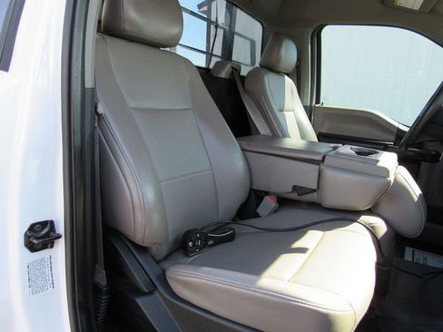 Used 2018 Ford F350 XL AWD/4WD image 14