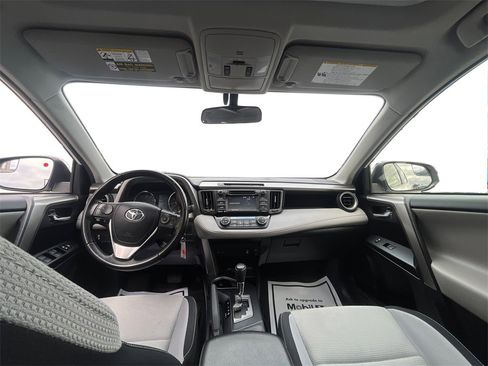 Used 2016 Toyota RAV4 XLE image 12