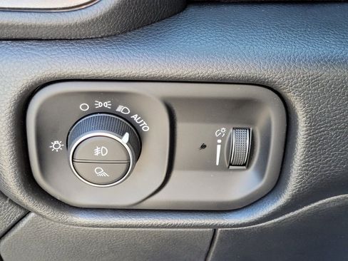 New 2026 RAM 2500 Tradesman image 24