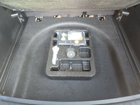 New 2026 Jeep Compass Limited image 28